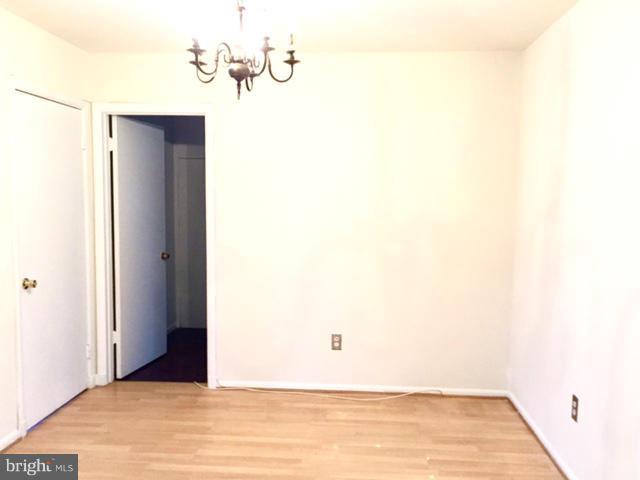 VIENNA WOODS - Residential Lease