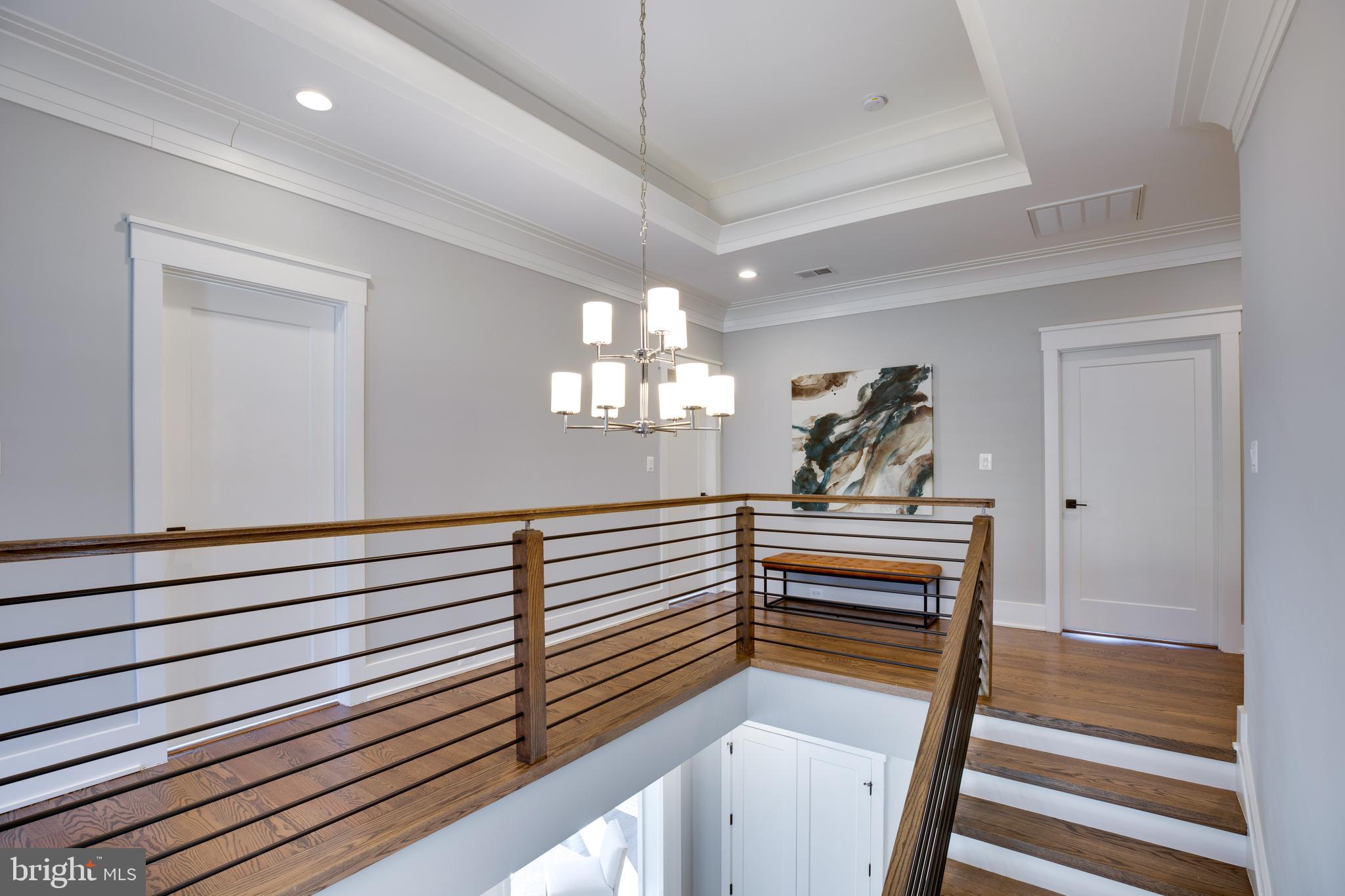 VIENNA WOODS - Residential