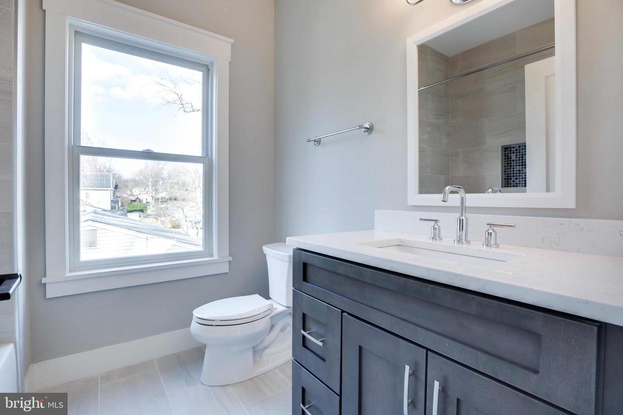 VIENNA WOODS - Residential