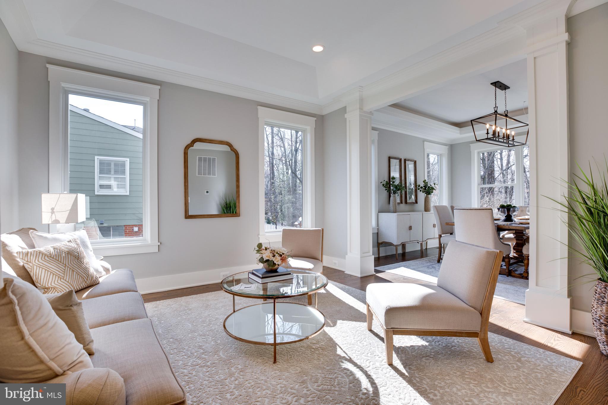 VIENNA WOODS - Residential