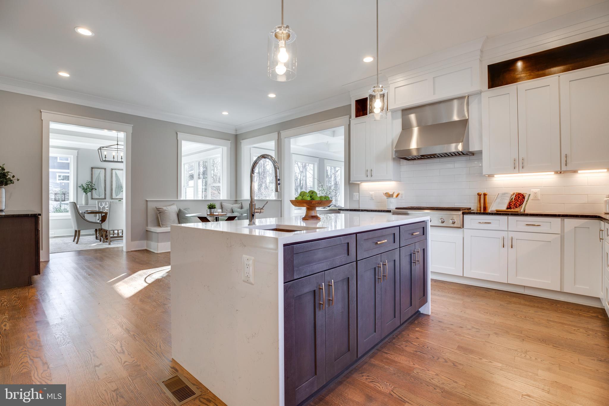 VIENNA WOODS - Residential