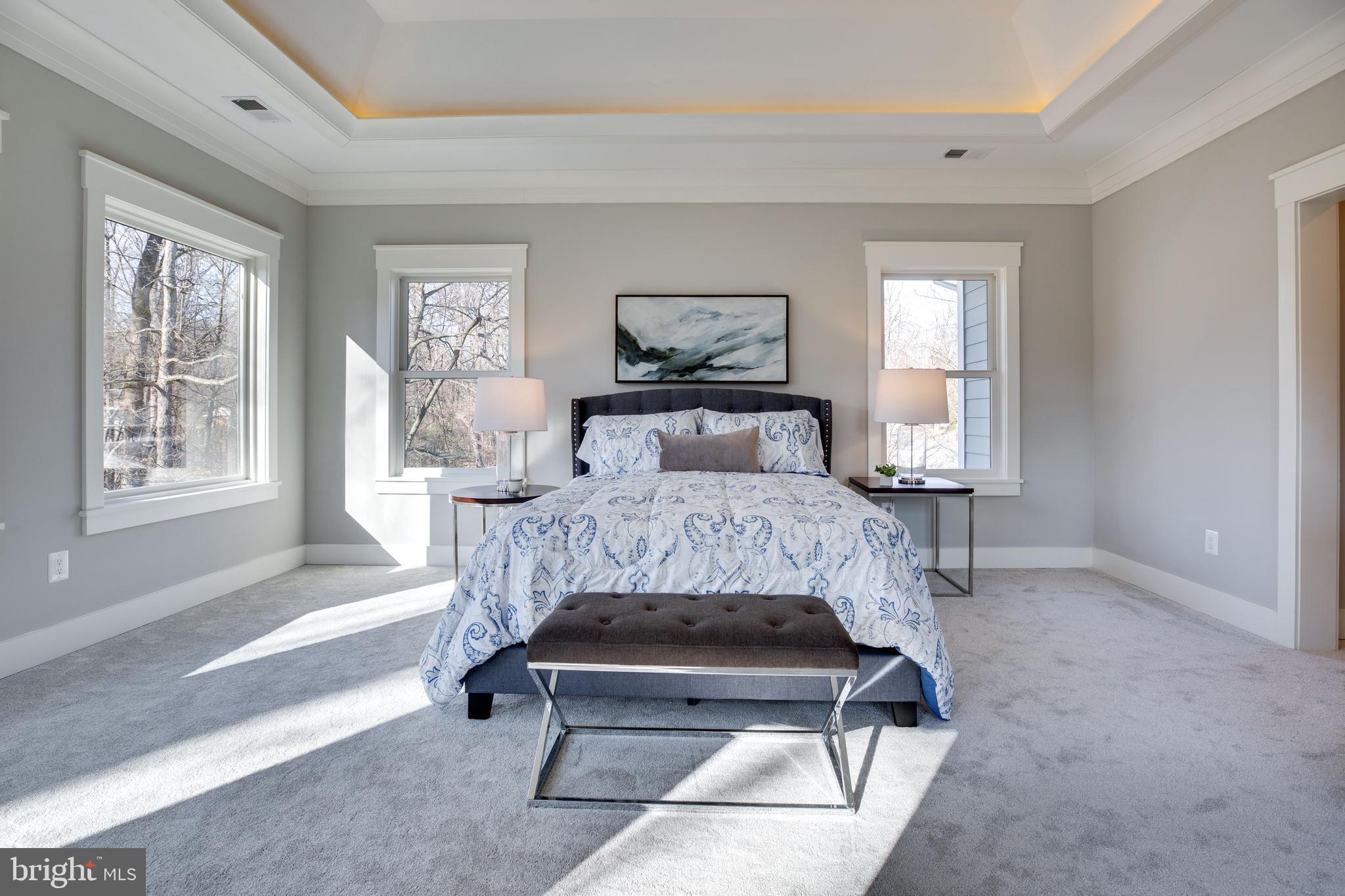 VIENNA WOODS - Residential