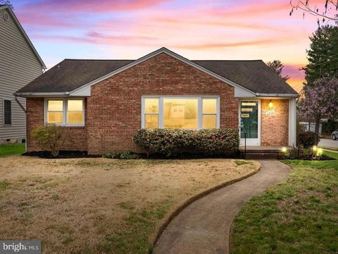 Homes For Sale - 2010 Washington Avenue<br/> FREDERICKSBURG, VA 22401