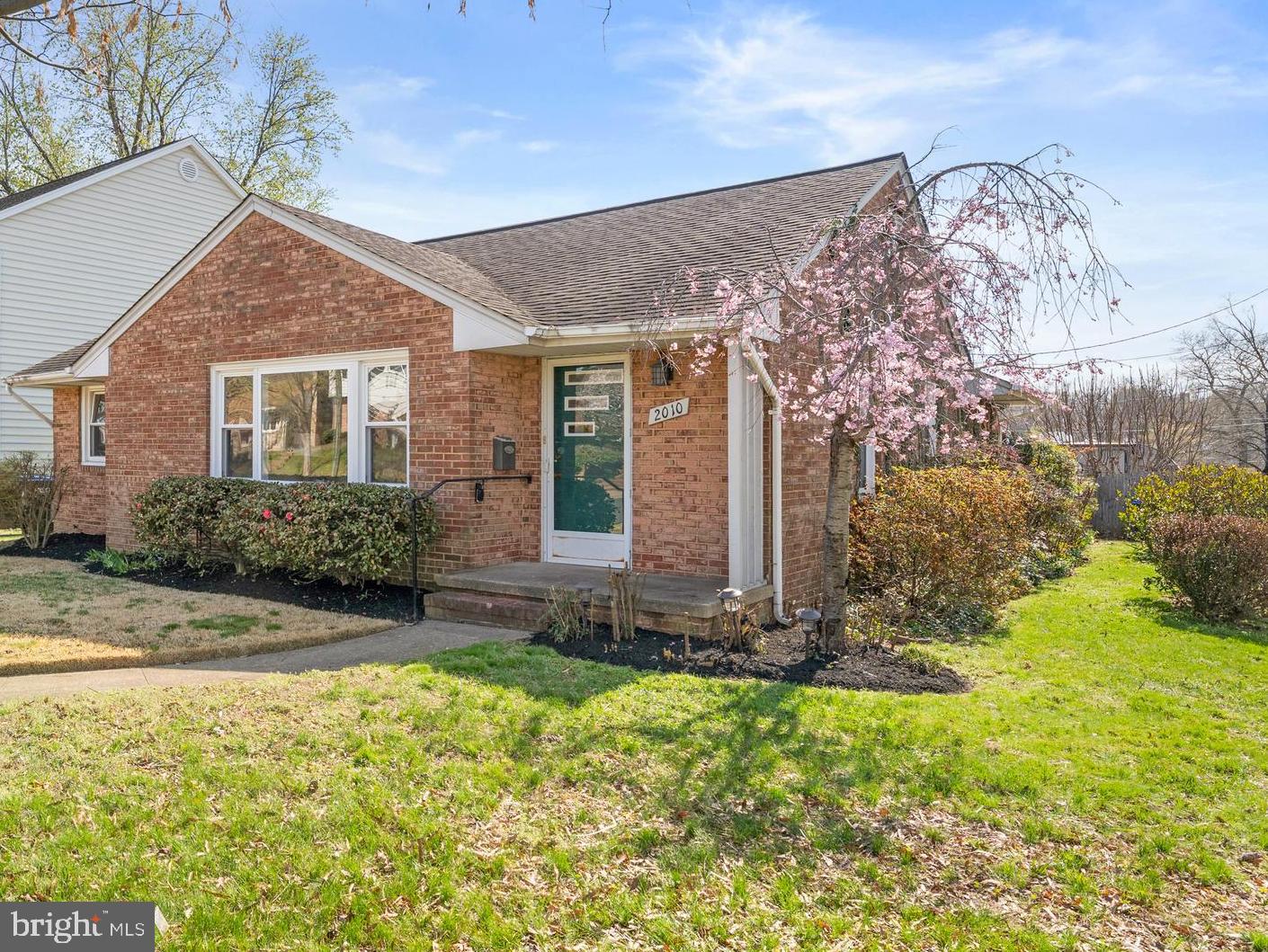 DOWNTOWN FREDERICKSBURG - Residential