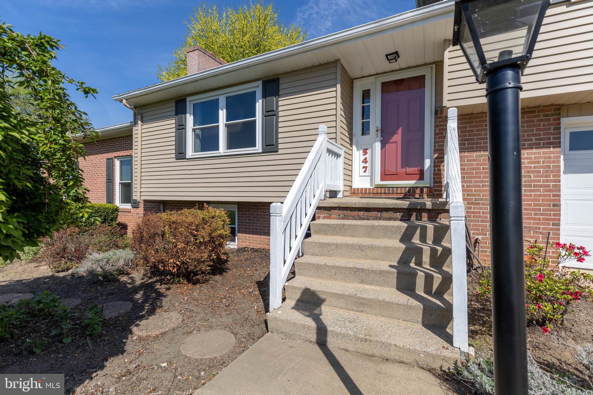 547 GARMAN DRIVE
