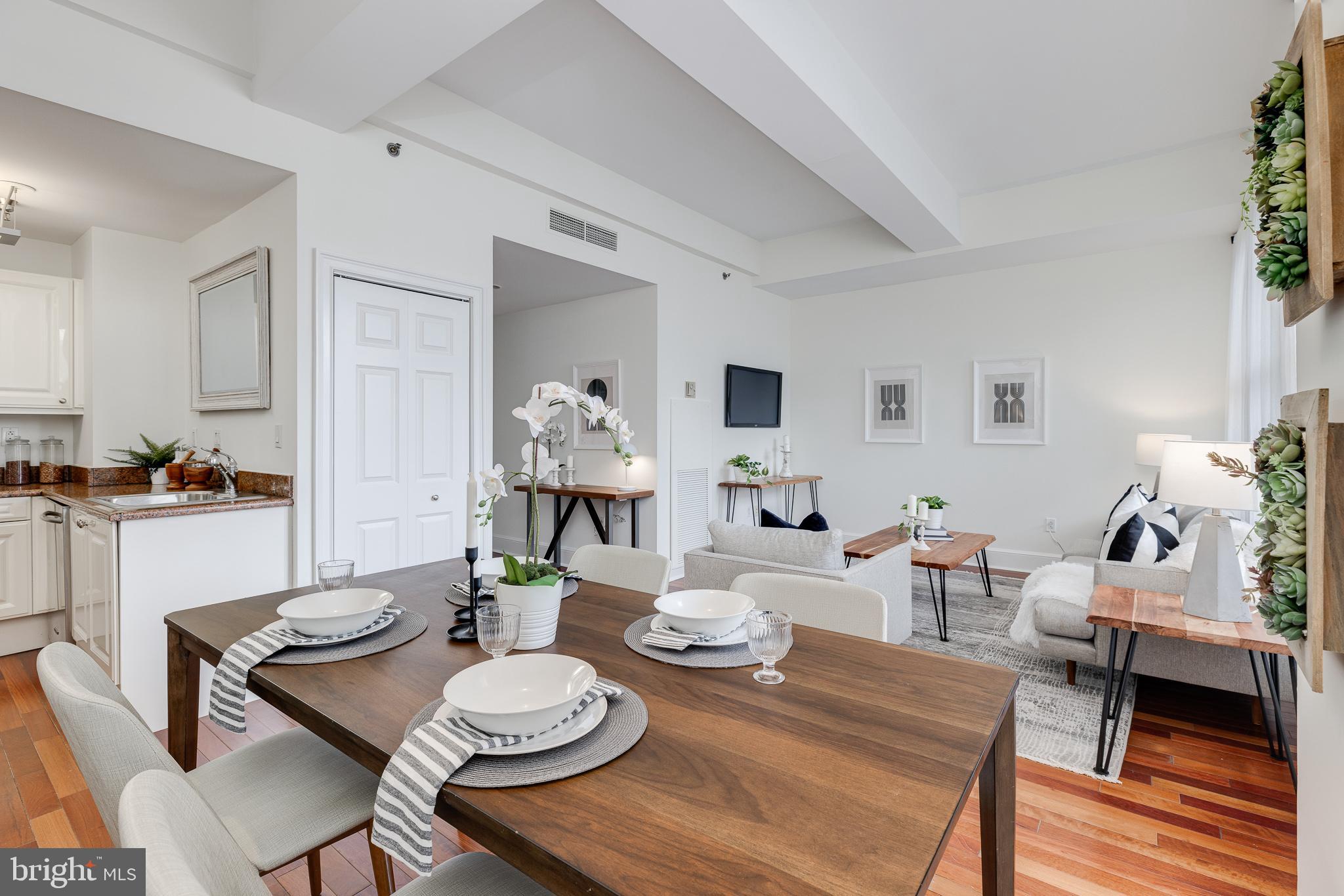 RITTENHOUSE SQUARE - Residential