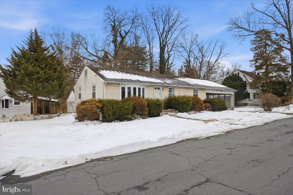 Photo of 501 Windover Road, HATBORO, PA 19040 (MLS # PAMC2166742)