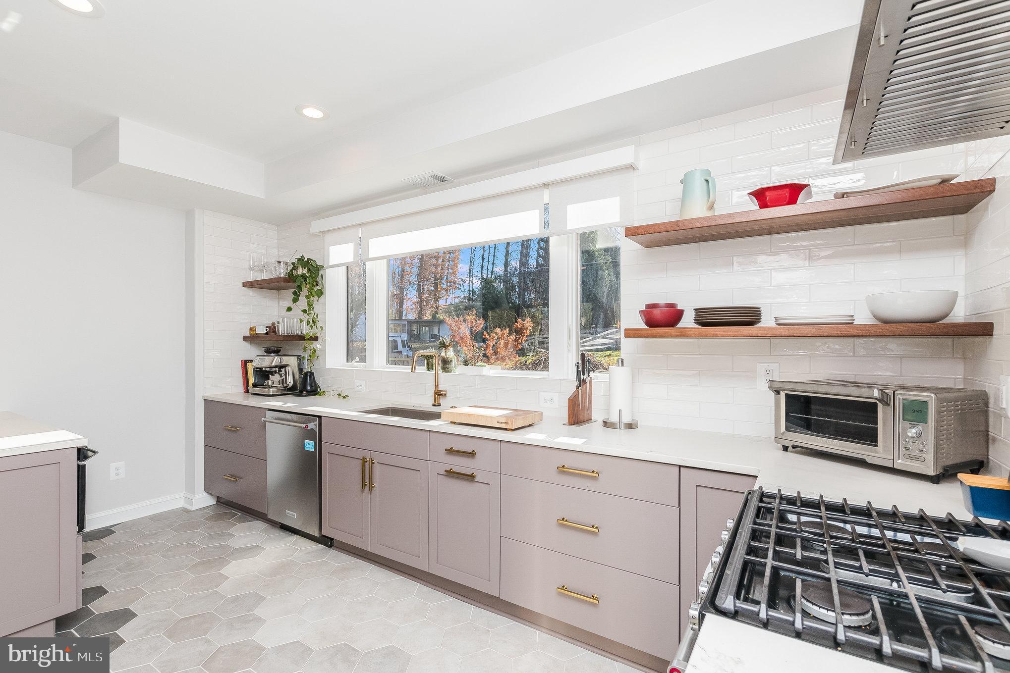 PINE RIDGE - Residential Lease