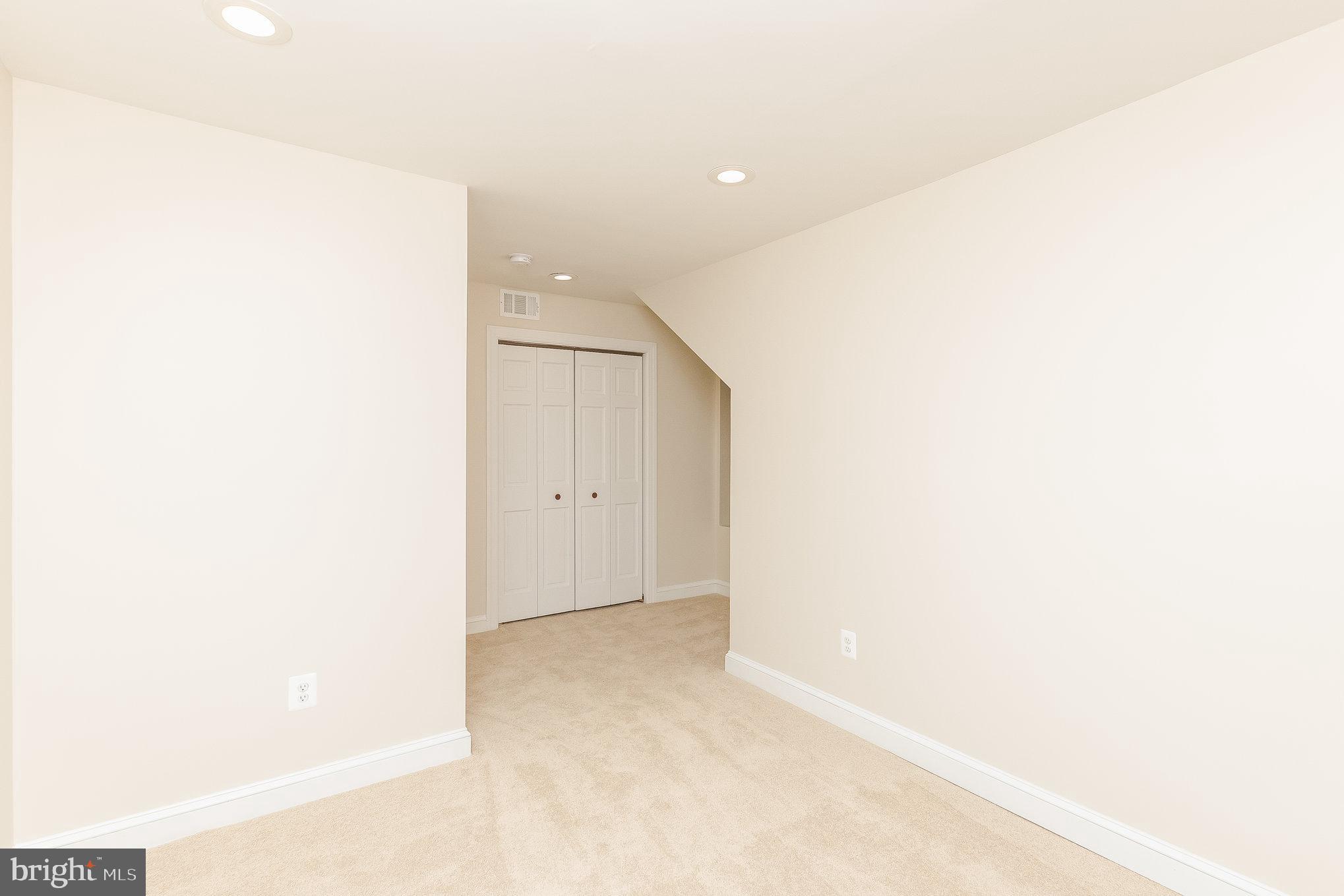 PINE RIDGE - Residential Lease