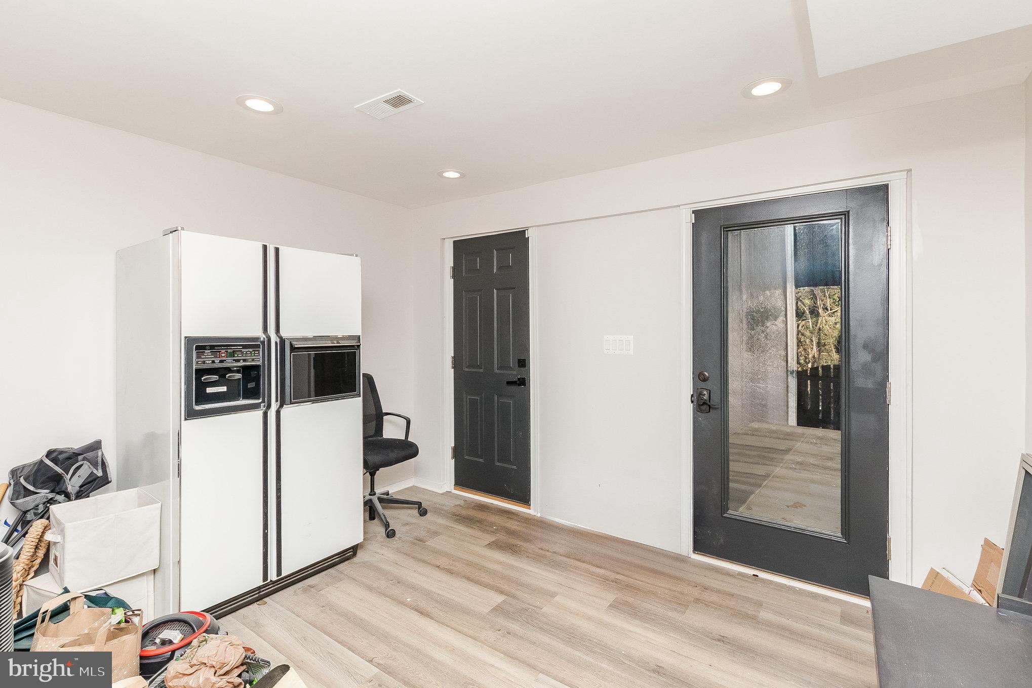 PINE RIDGE - Residential Lease