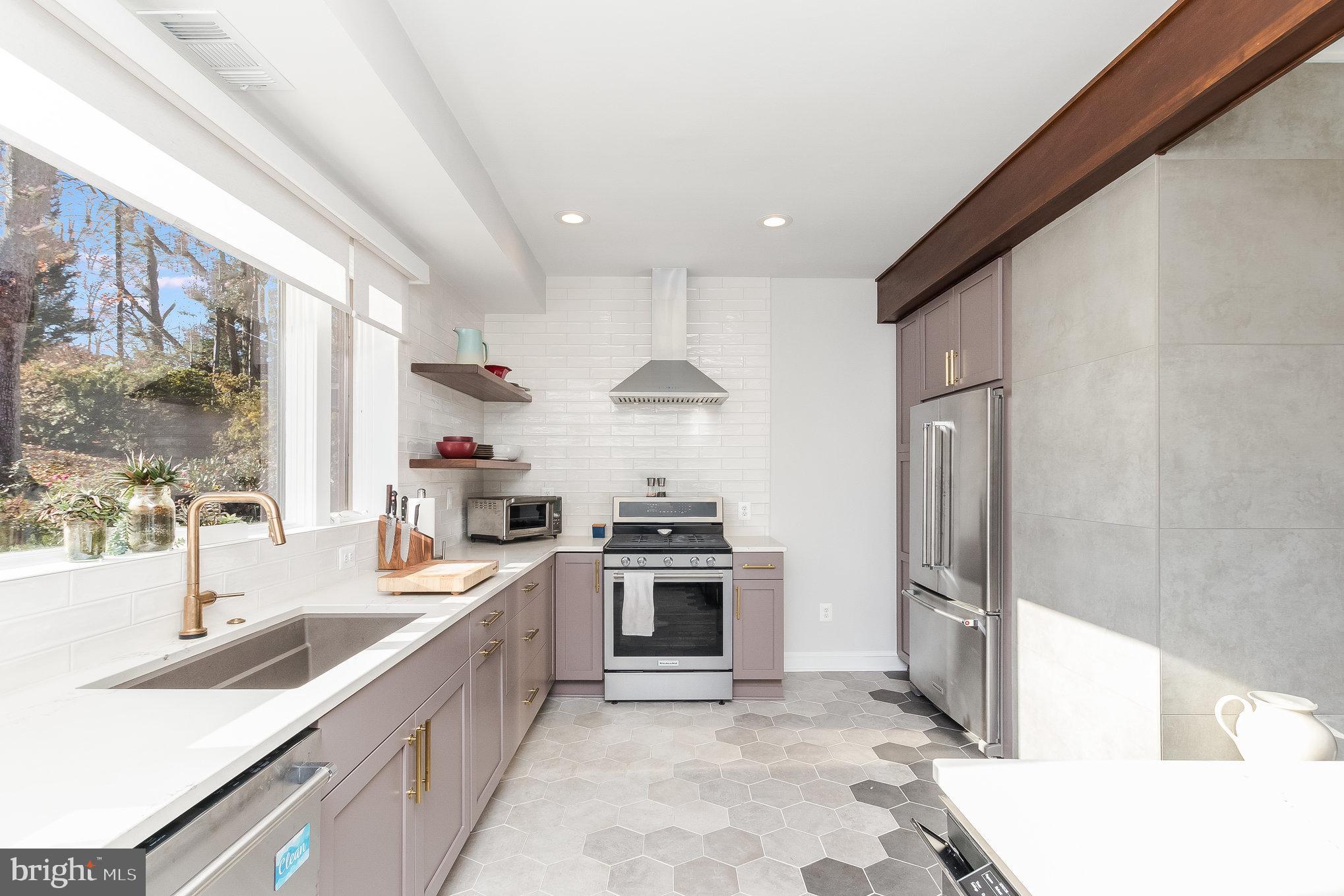 PINE RIDGE - Residential Lease