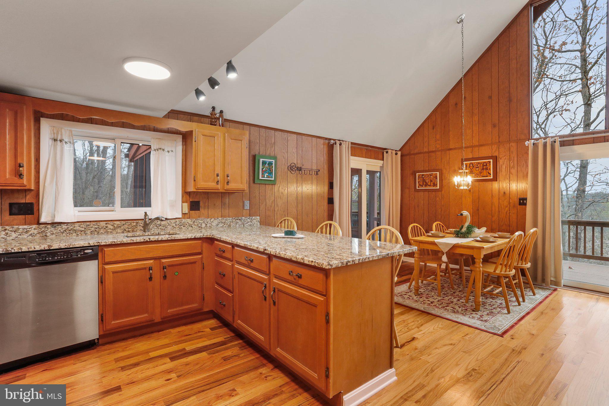 THE WOODS - Residential