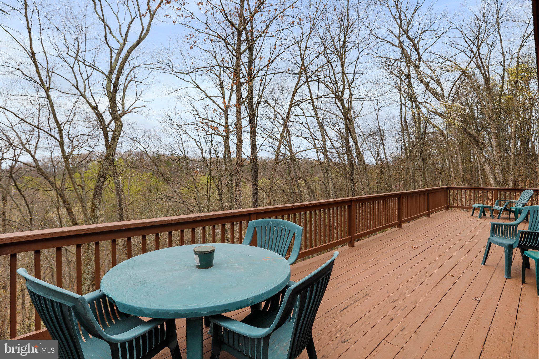 THE WOODS - Residential