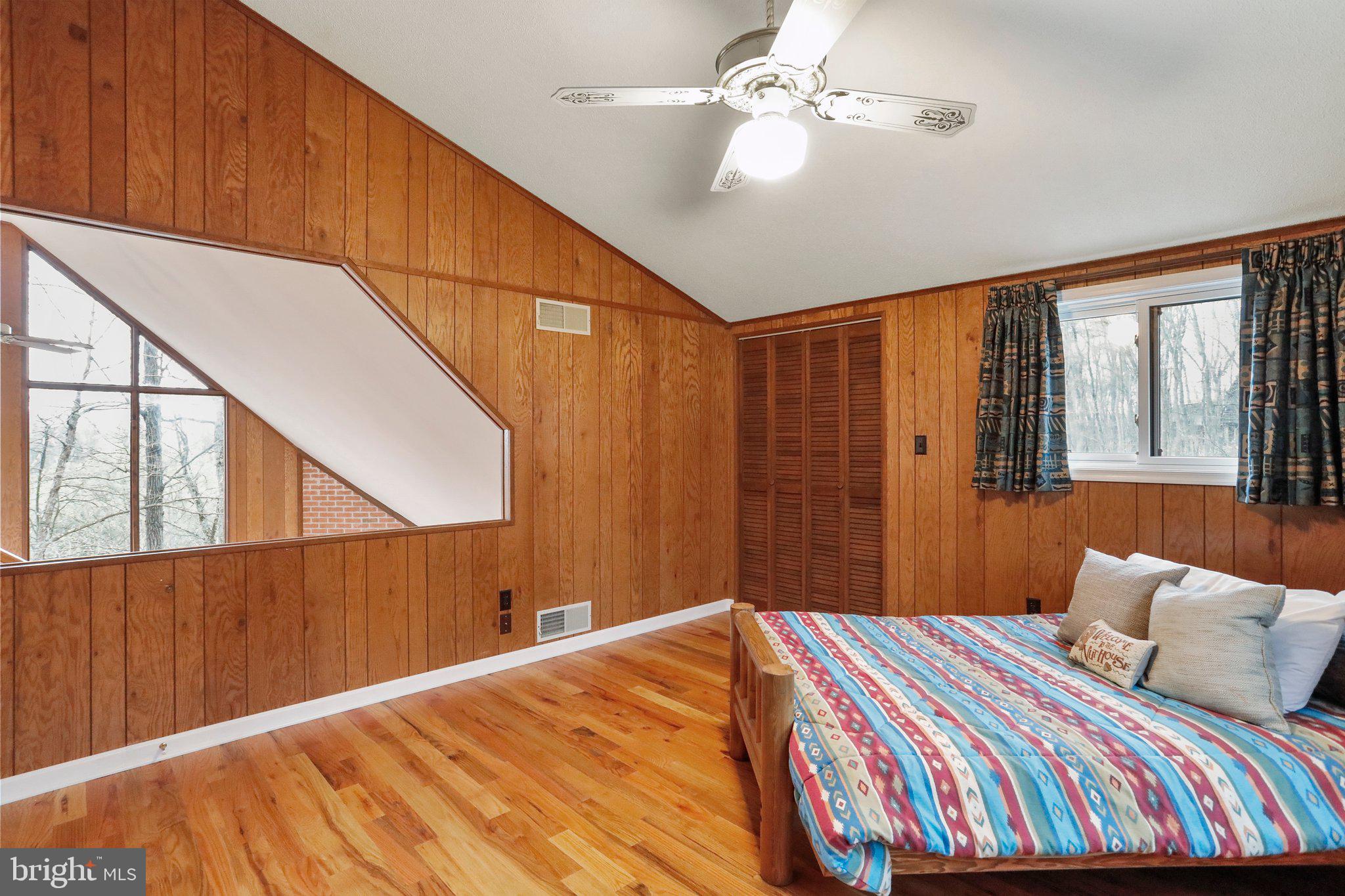 THE WOODS - Residential