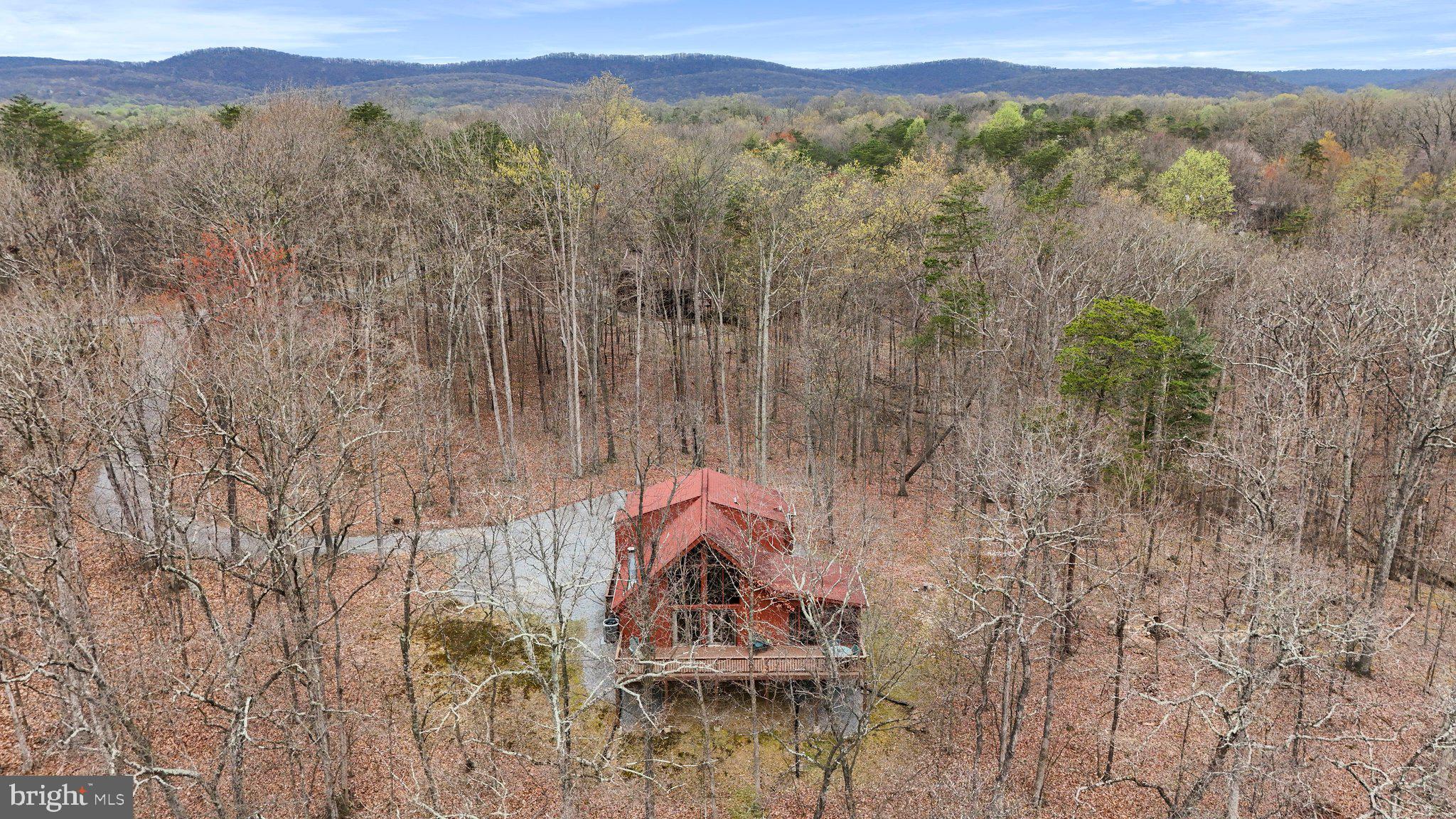 THE WOODS - Residential