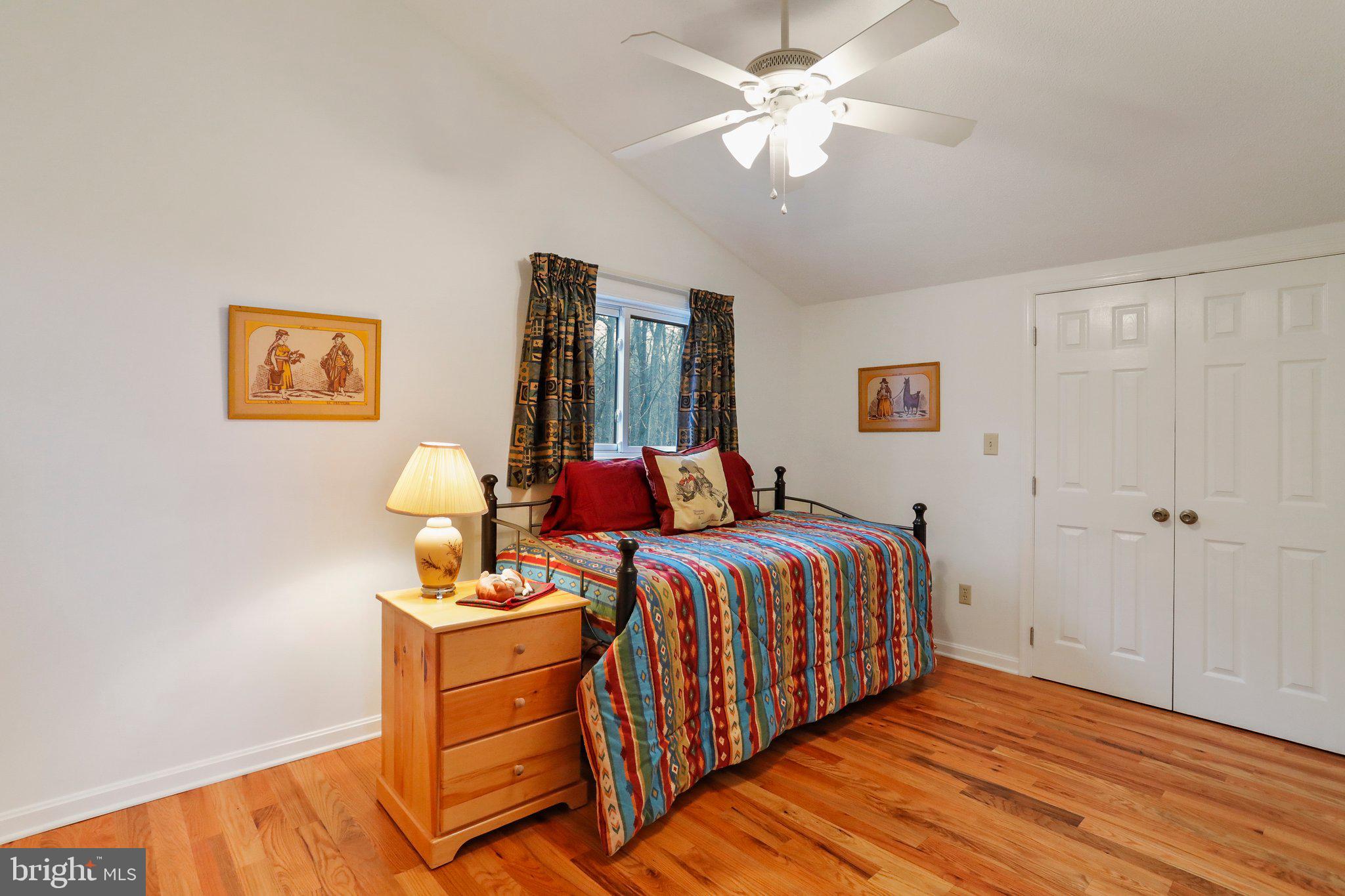 THE WOODS - Residential