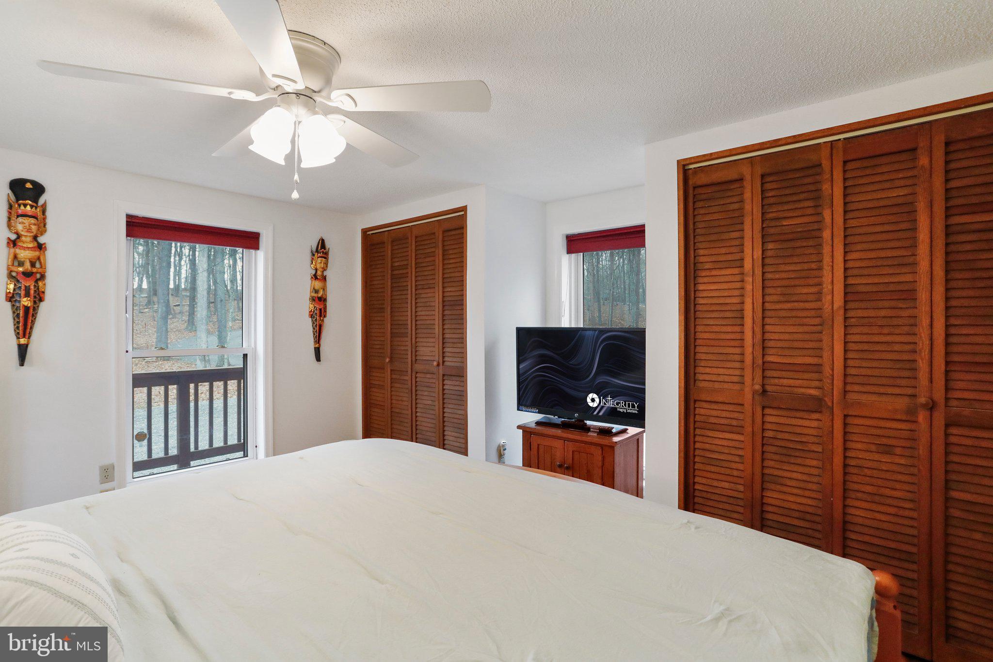 THE WOODS - Residential