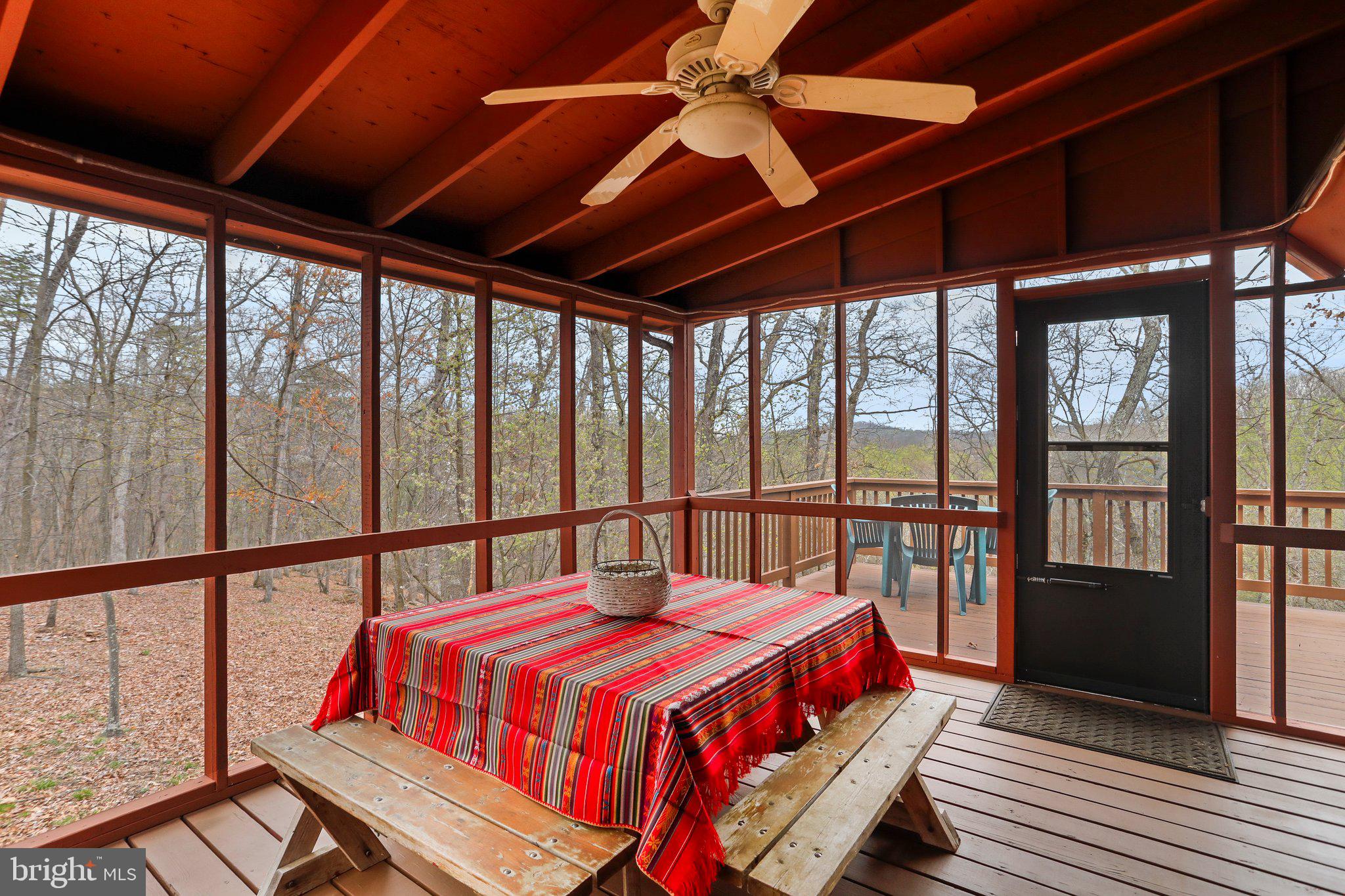 THE WOODS - Residential