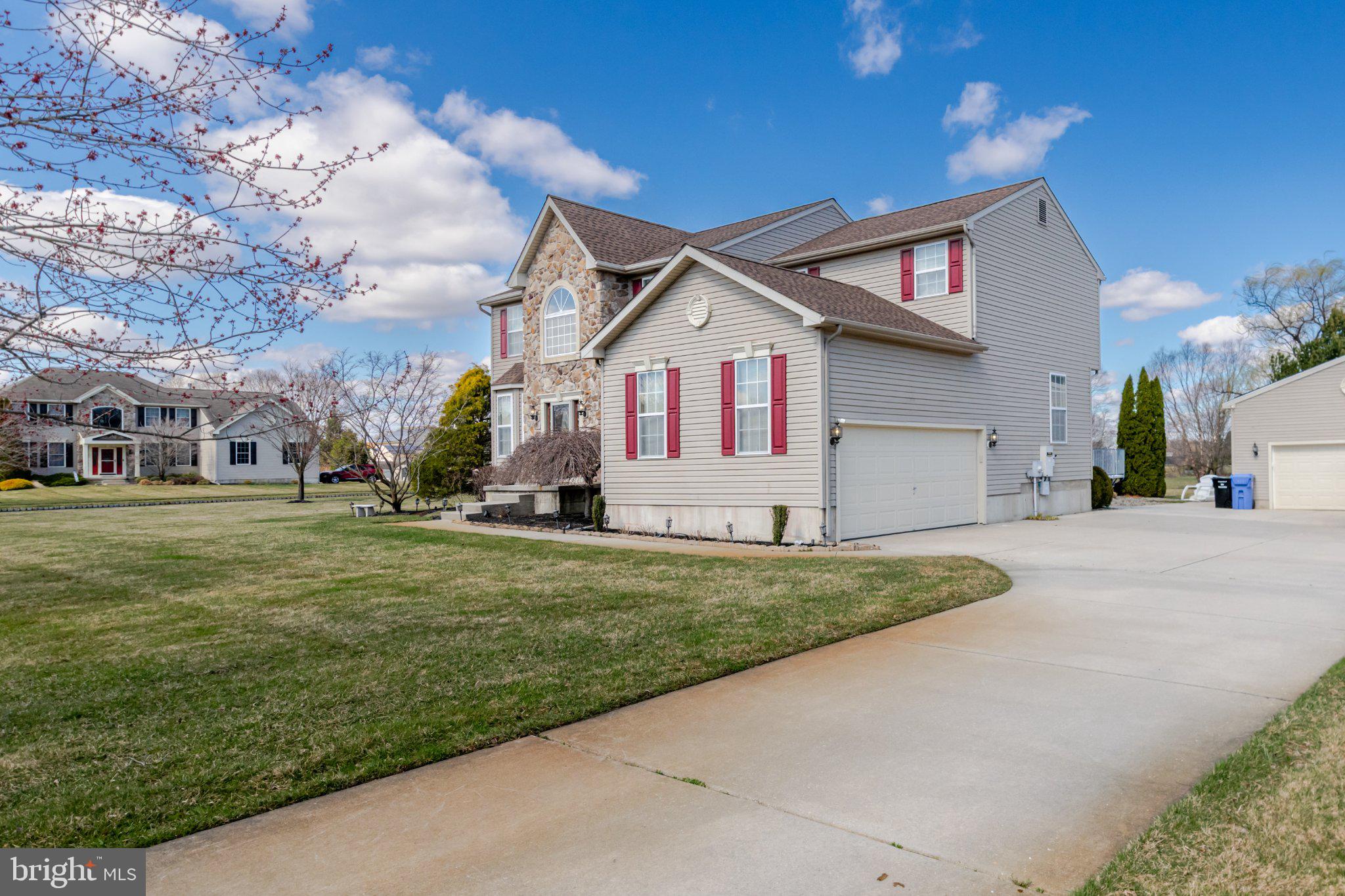 330 MEADOWBROOK DRIVE