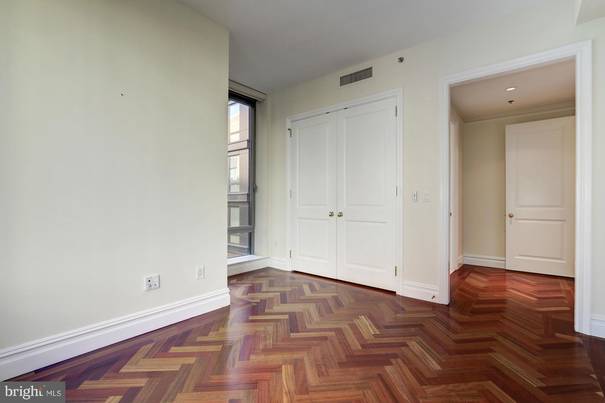 GEORGETOWN - Residential