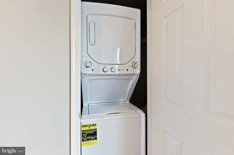 EDMONDSON VILLAGE - Residential Lease