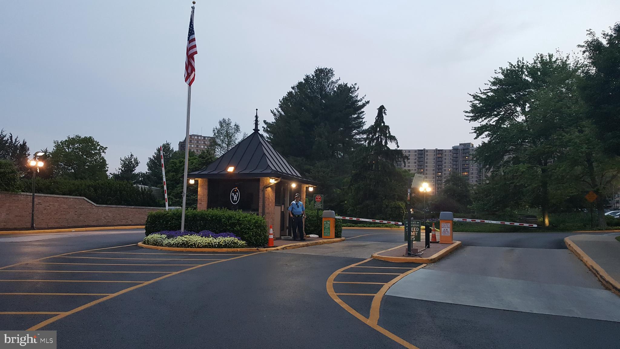 WATERGATE AT LANDMARK - Residential Lease