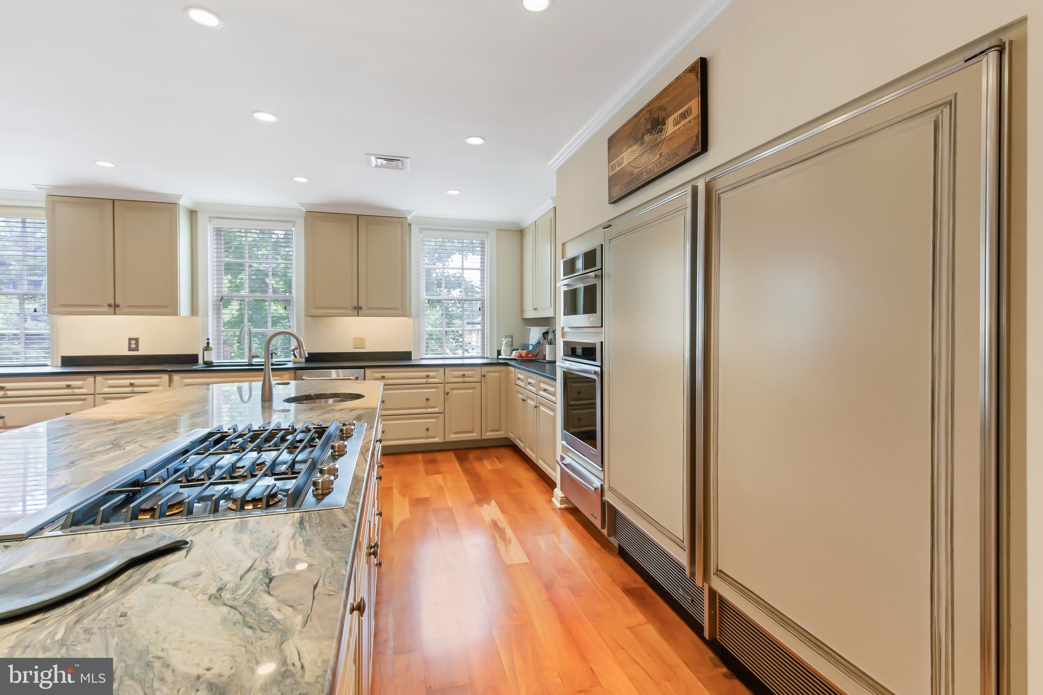LANCASTER - Residential