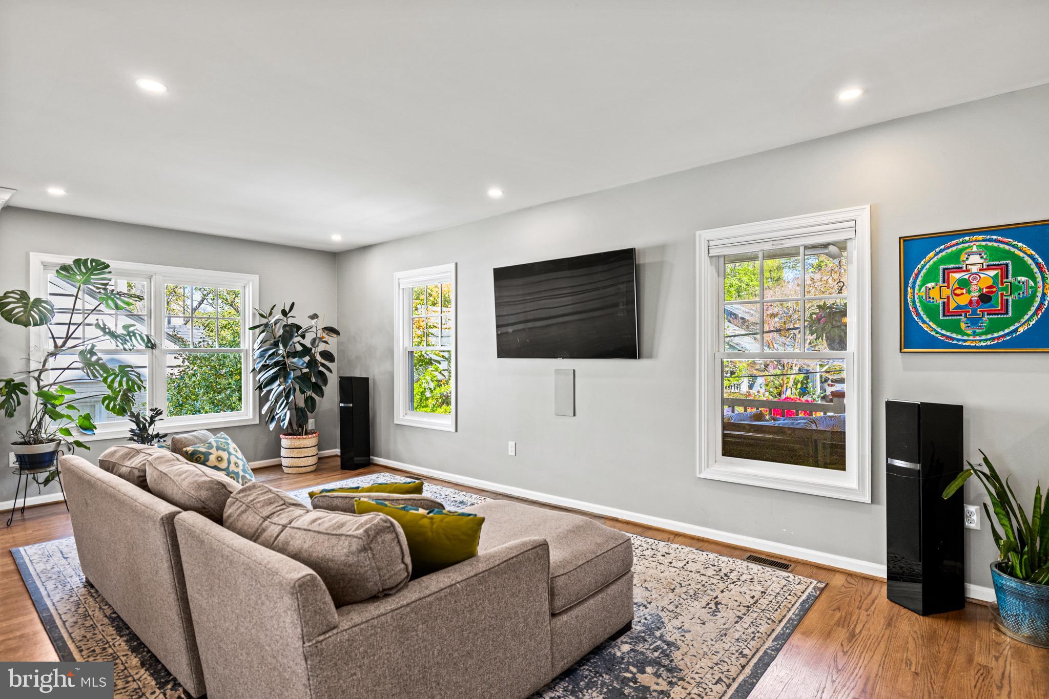 TAKOMA PARK - Residential