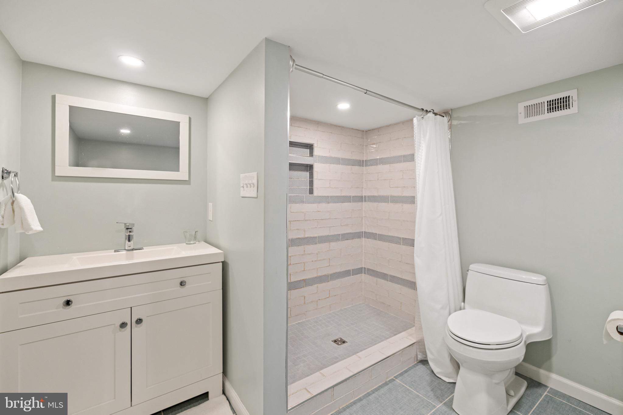 TAKOMA PARK - Residential