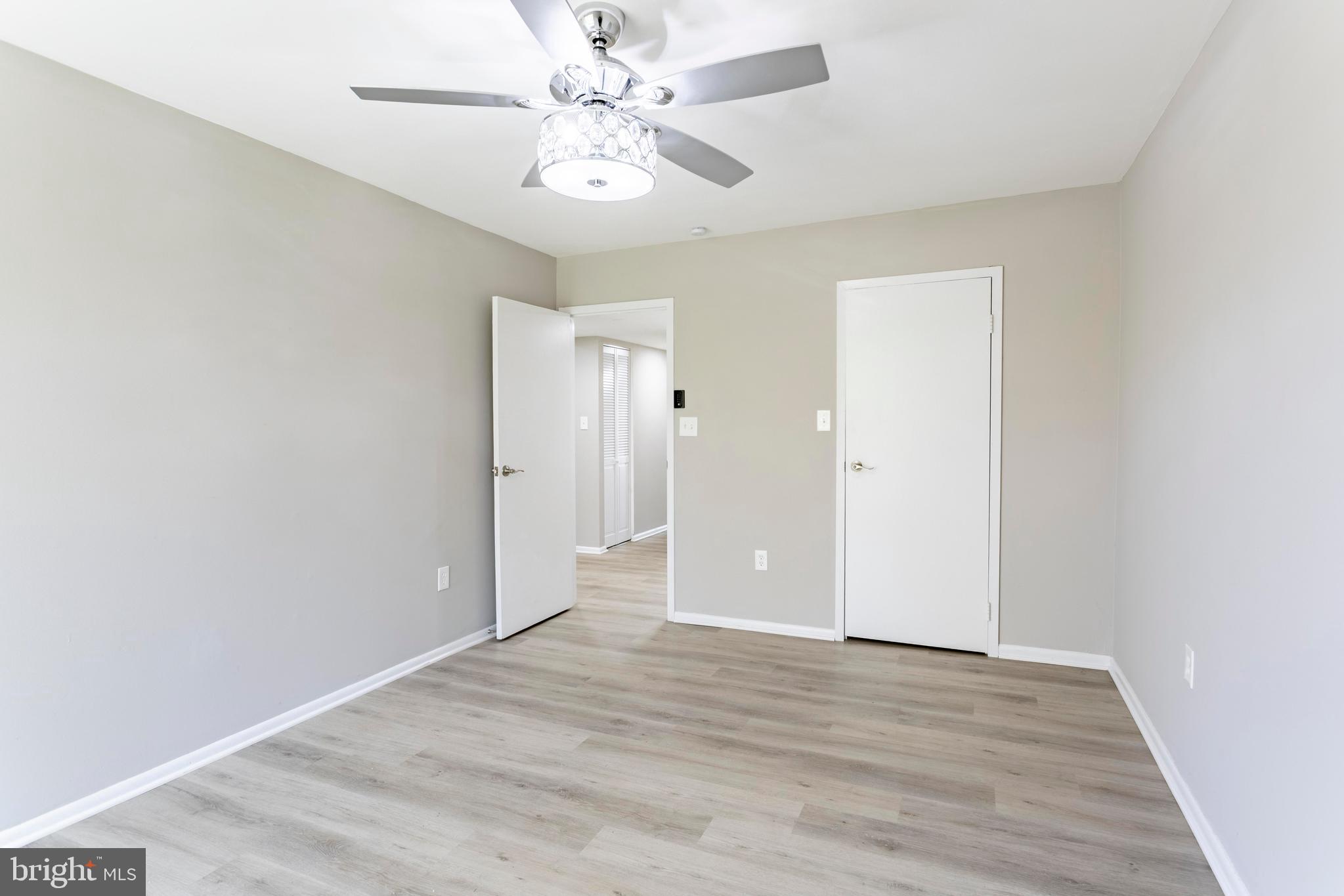 CHELSEA WOODS CONDO - Residential