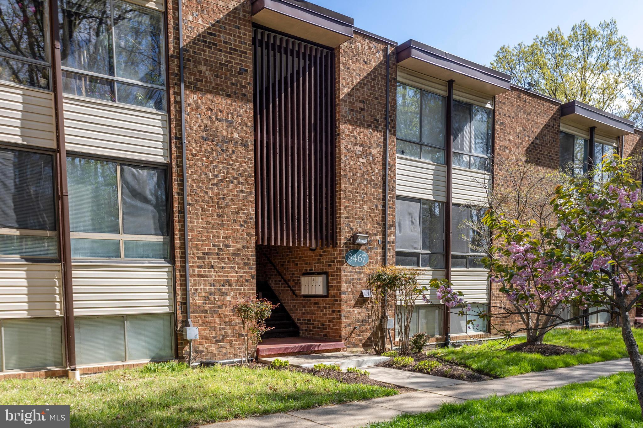 CHELSEA WOODS CONDO - Residential