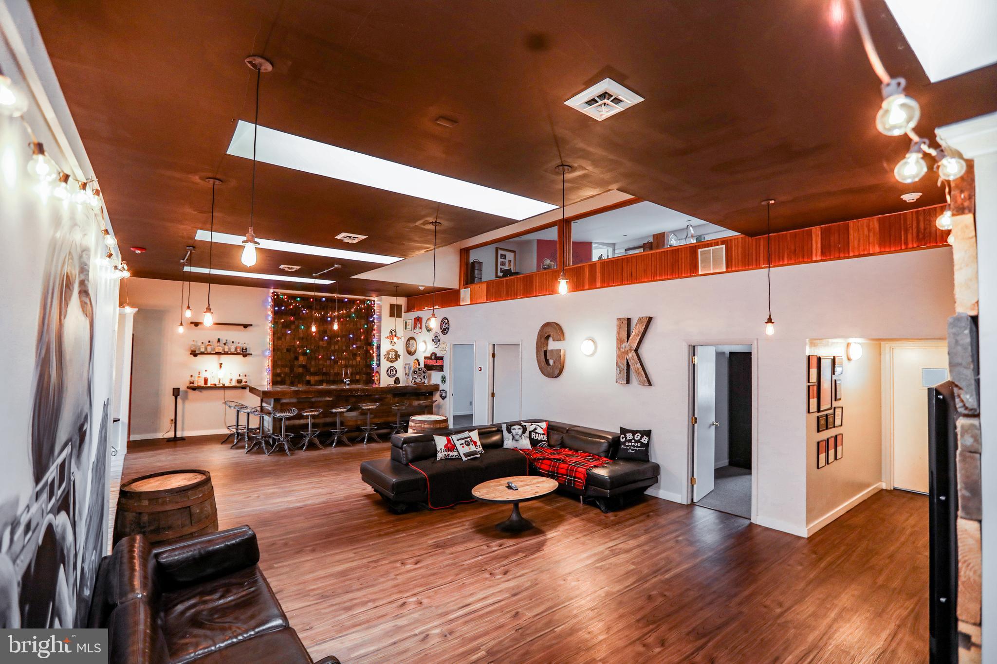 HISTORIC MIDTOWN - Residential