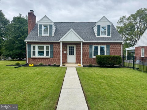 Homes For Sale - 4500 Clarendon Street<br/> HARRISBURG, PA 17109