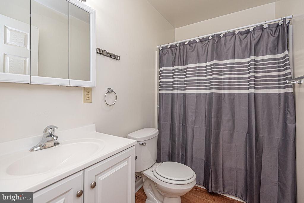 WHITE OAK - Residential