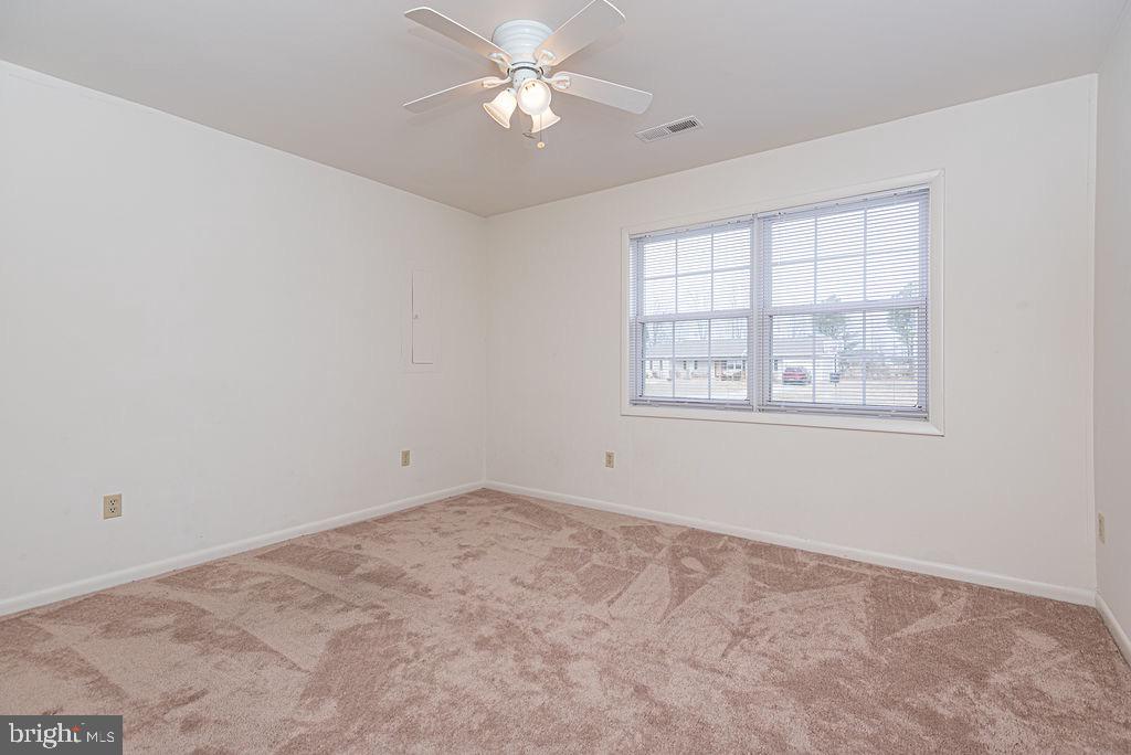 WHITE OAK - Residential