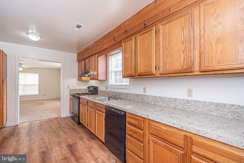 WHITE OAK - Residential