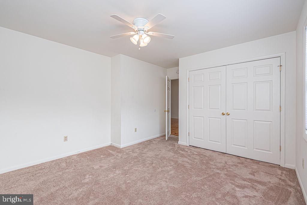 WHITE OAK - Residential