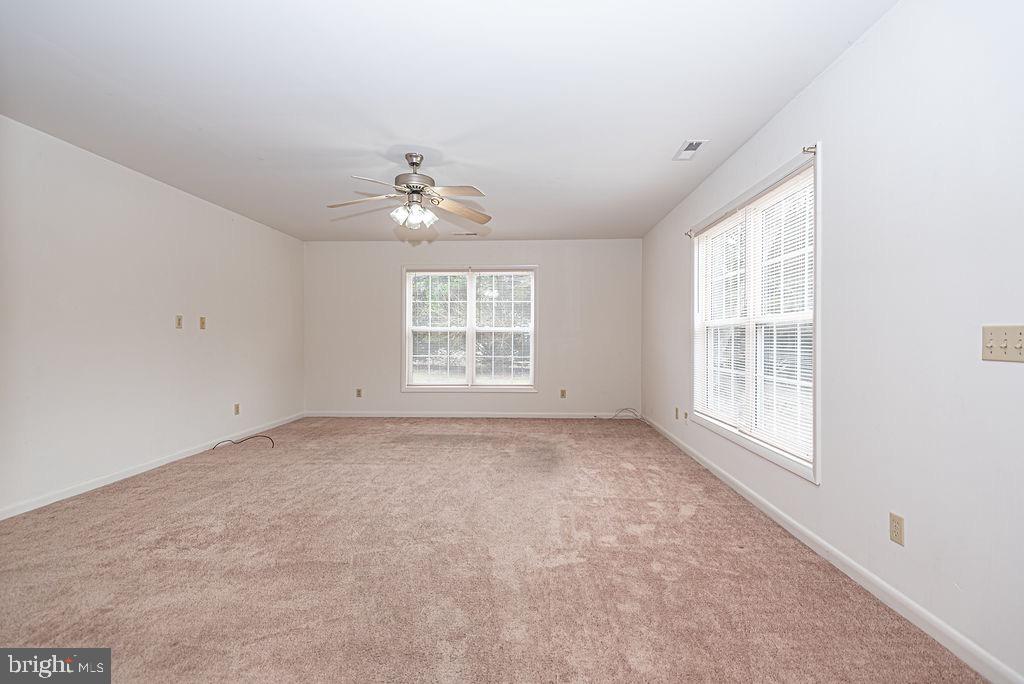 WHITE OAK - Residential