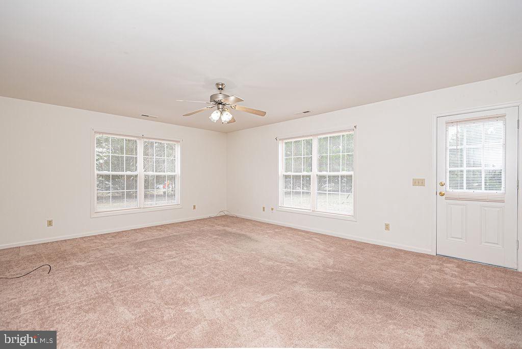 WHITE OAK - Residential