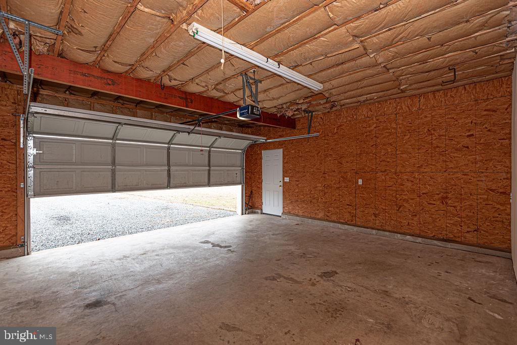 WHITE OAK - Residential