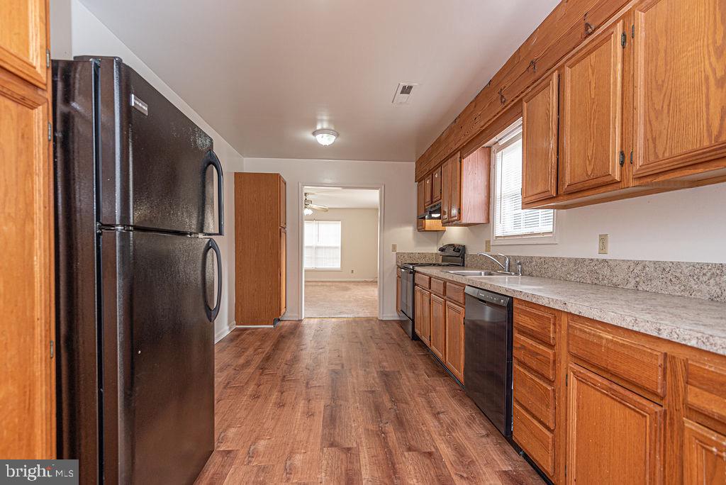 WHITE OAK - Residential