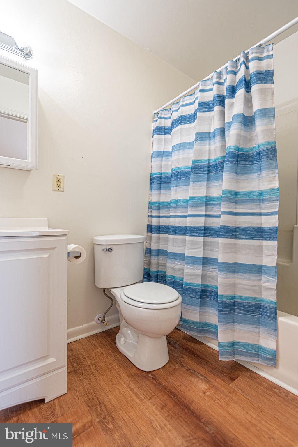 WHITE OAK - Residential