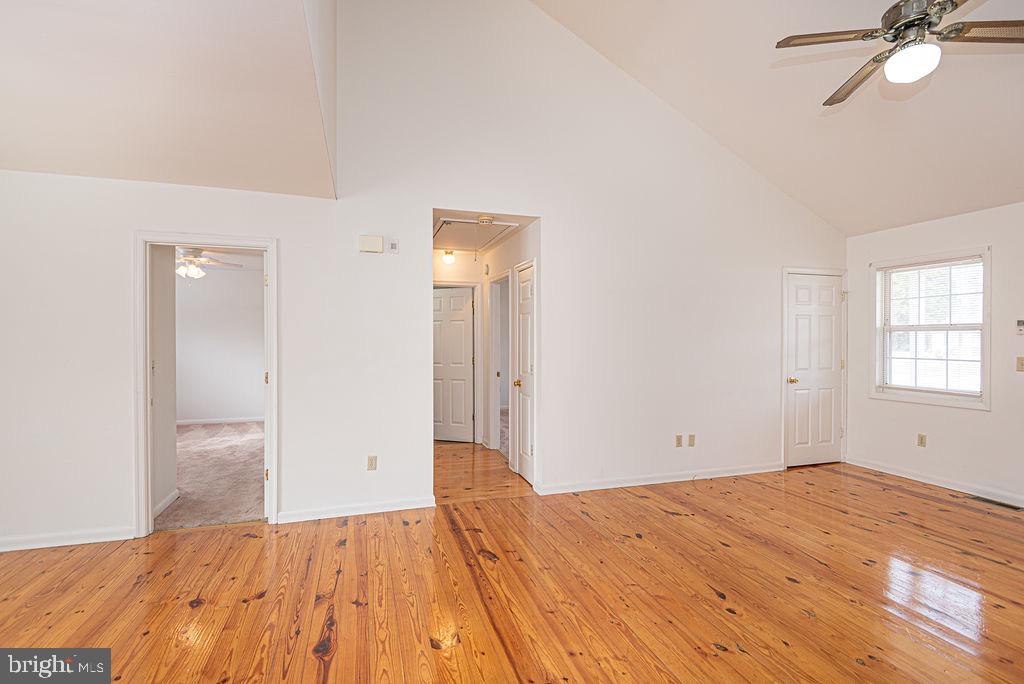 WHITE OAK - Residential