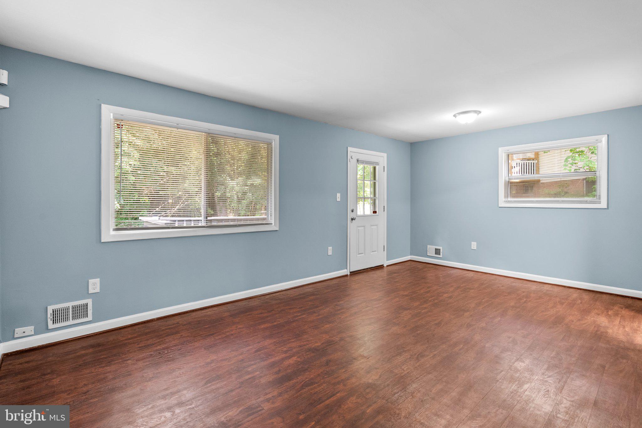 CAMP SPRINGS FOREST - Residential