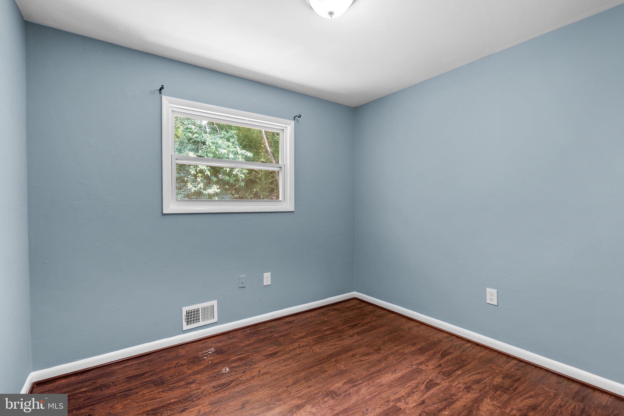 CAMP SPRINGS FOREST - Residential