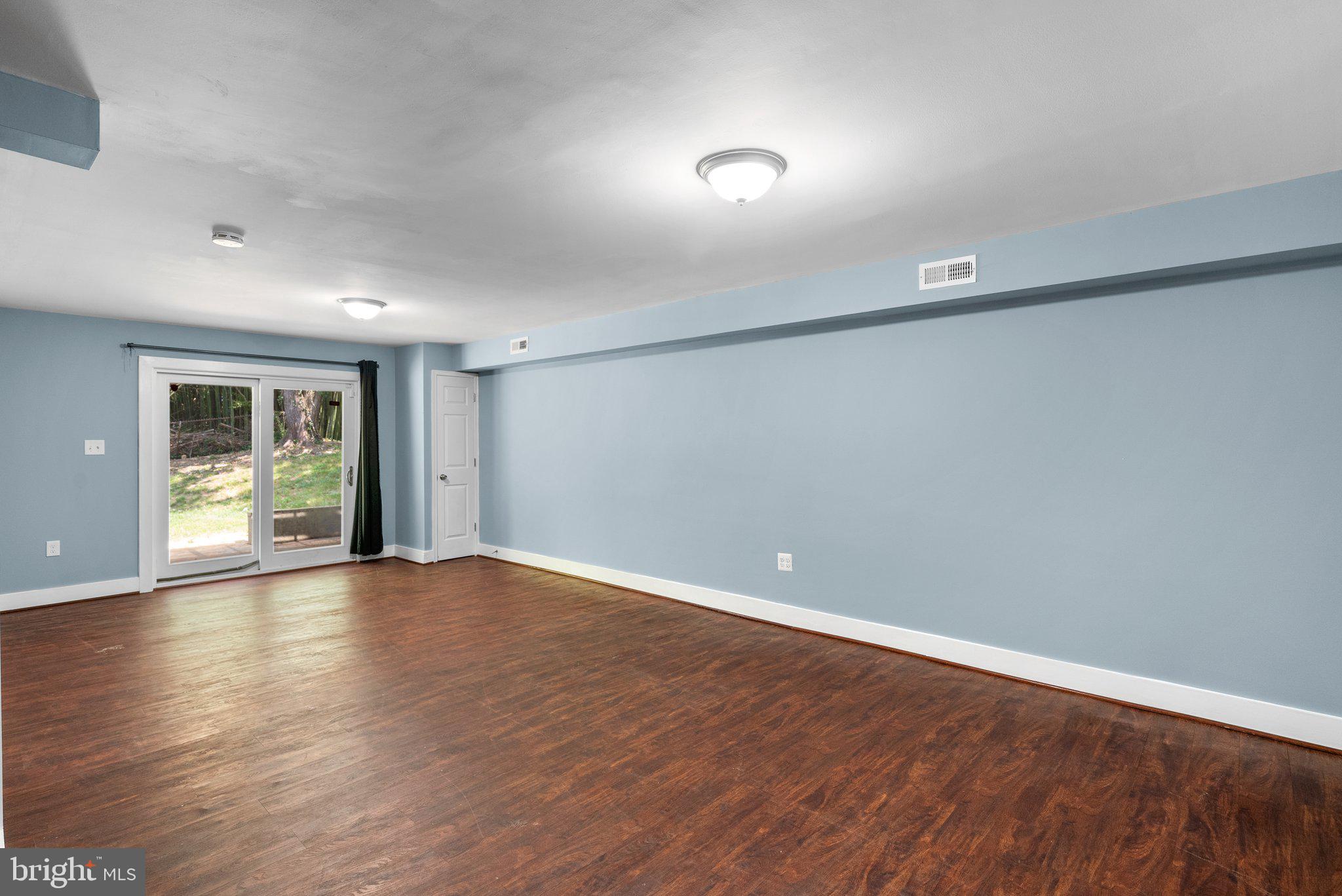 CAMP SPRINGS FOREST - Residential