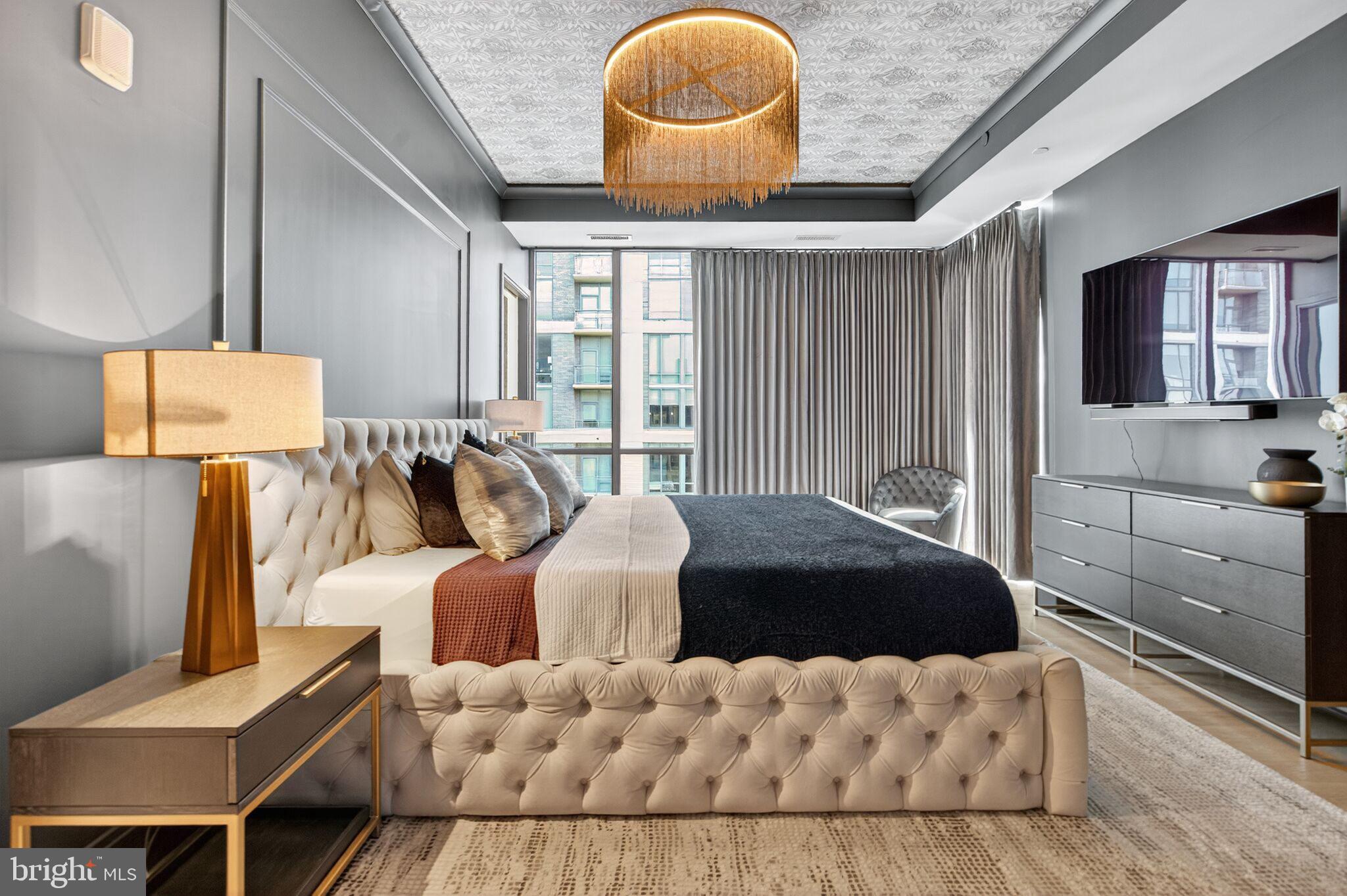 TYSONS CORNER - Residential