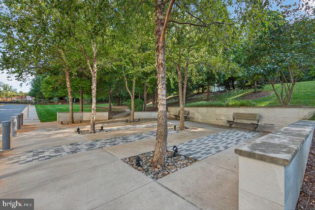 TYSONS CORNER - Residential