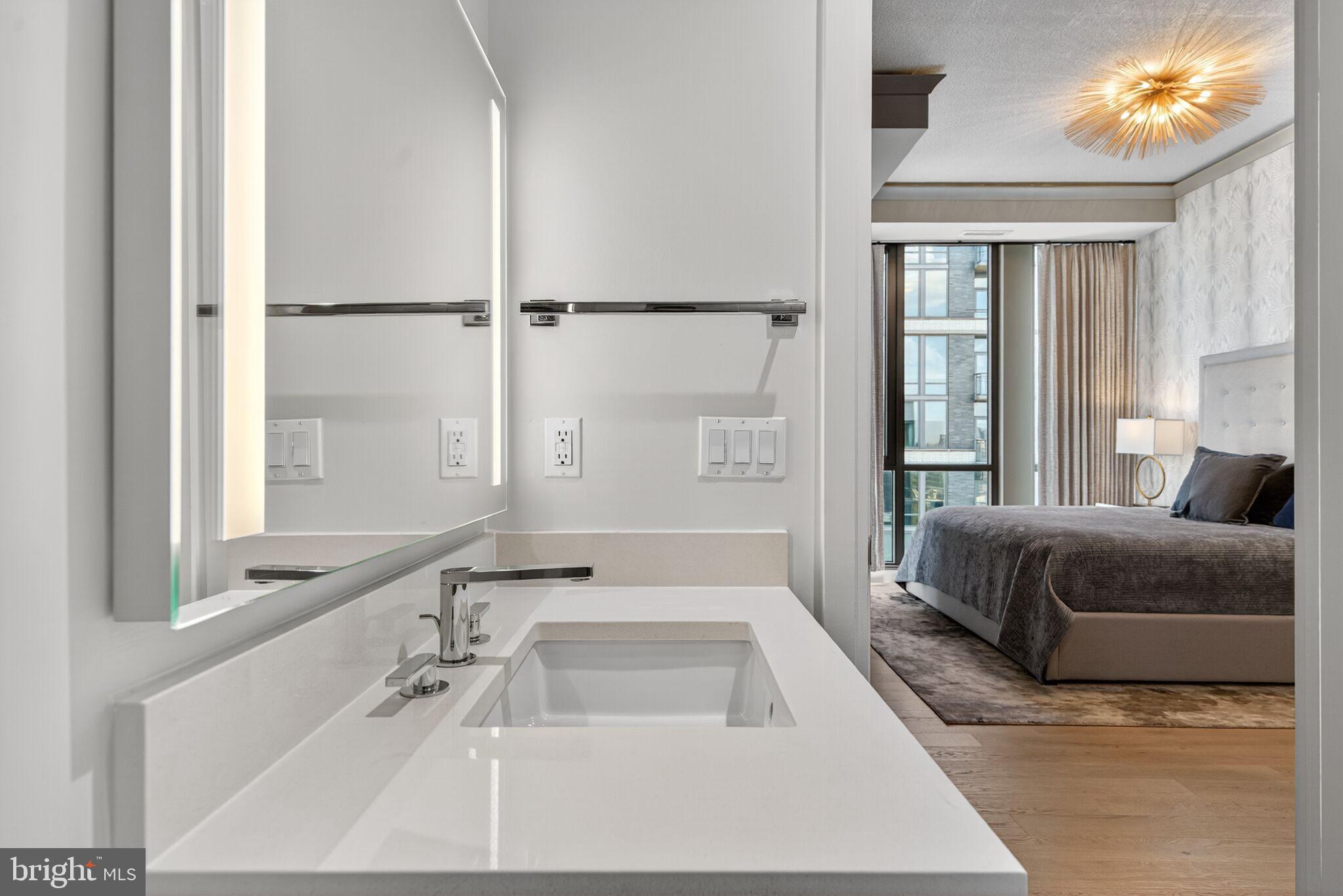 TYSONS CORNER - Residential