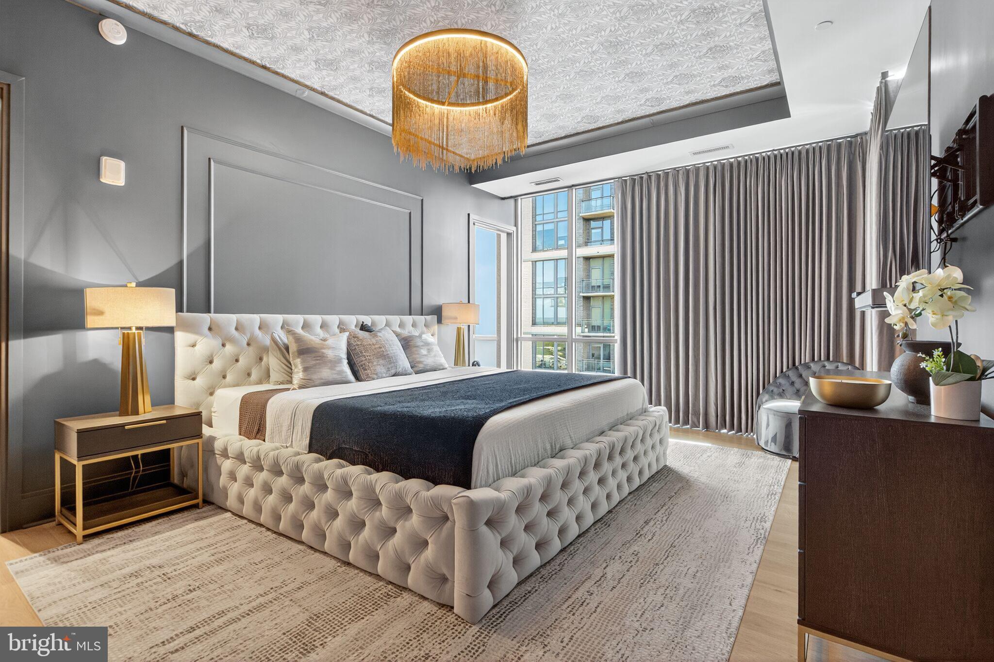 TYSONS CORNER - Residential